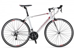 Giant Defy 3 Triple (2014)